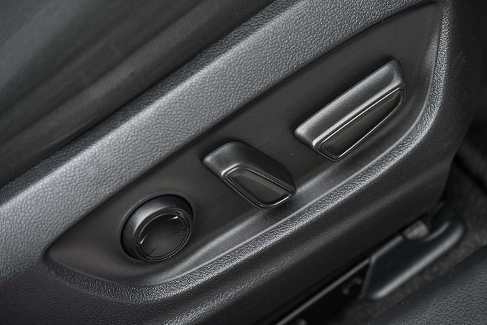 2020 Toyota Camry Ascent Sport