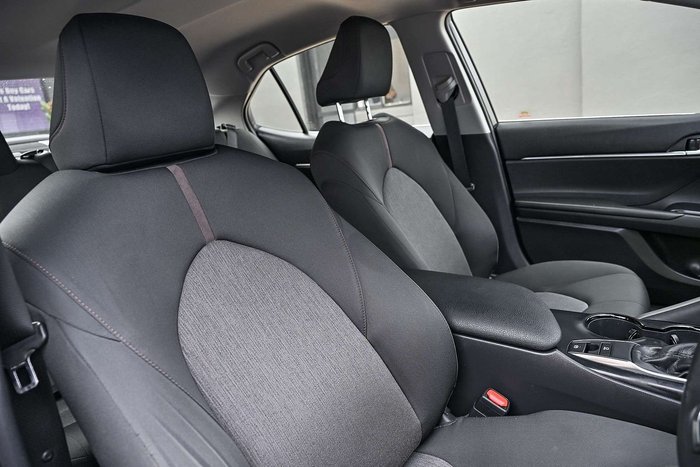 2020 Toyota Camry Ascent Sport