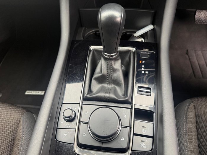 2022 Mazda 3 G20 Evolve