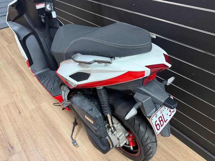 2023 PISTA 125 White