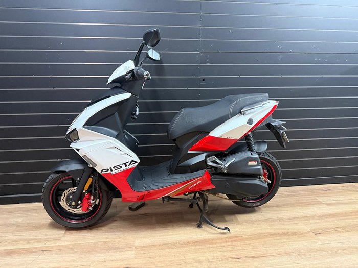 2023 PISTA 125 White