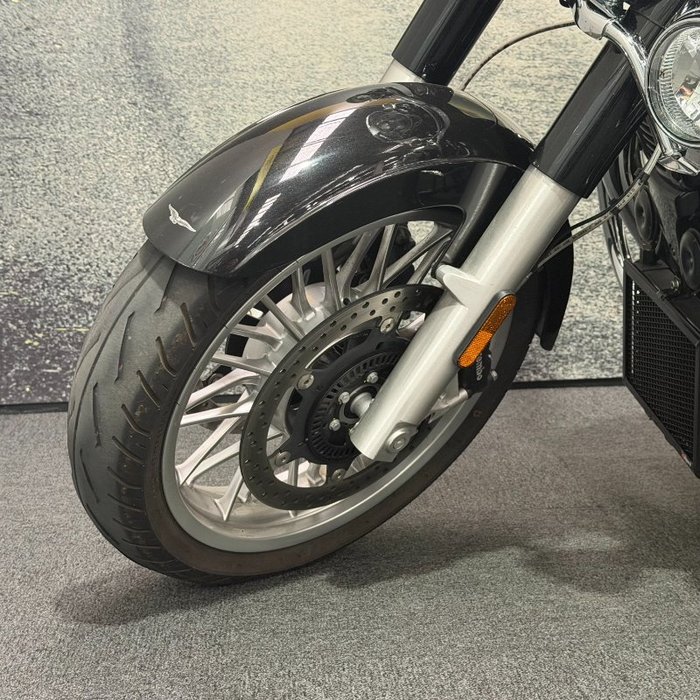 2018 MOTO GUZZI CALIFORNIA TOURING SE Black