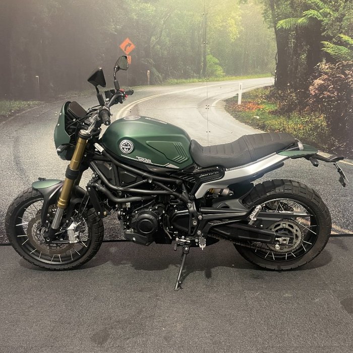 2022 Benelli LEONCINO 800 Green