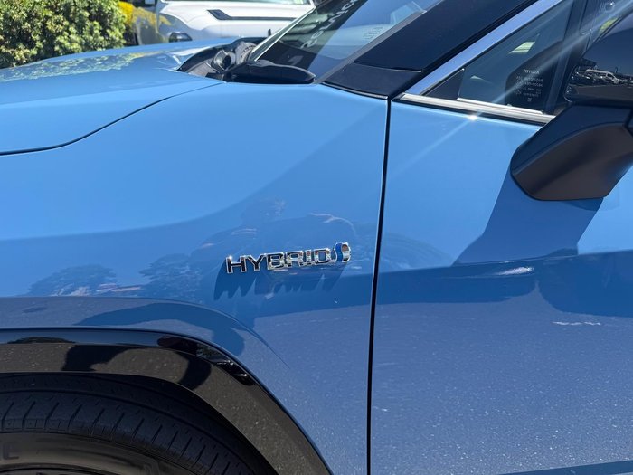 2024 Toyota RAV4 XSE