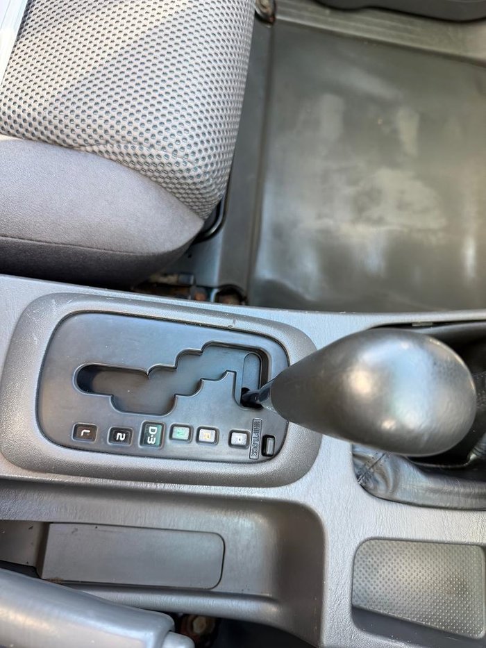 2012 Toyota Hilux SR