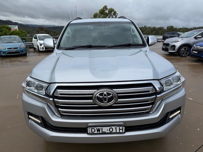 2015 Toyota Landcruiser GXL VDJ200R 4X4 Dual Range Silver Pearl