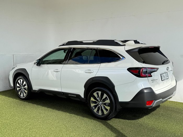 2025 Subaru Outback AWD Touring