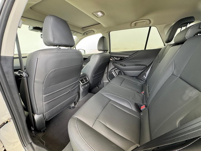 2025 Subaru Outback AWD Touring