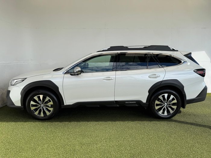 2025 Subaru Outback AWD Touring