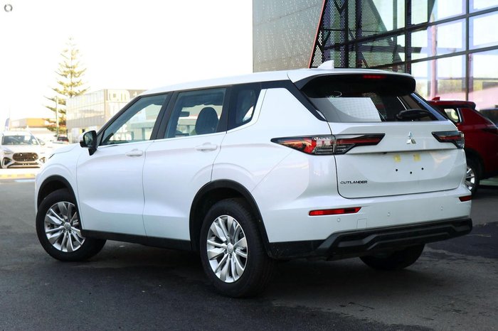 2025 Mitsubishi Outlander ES ZM MY25 AWD White Diamond