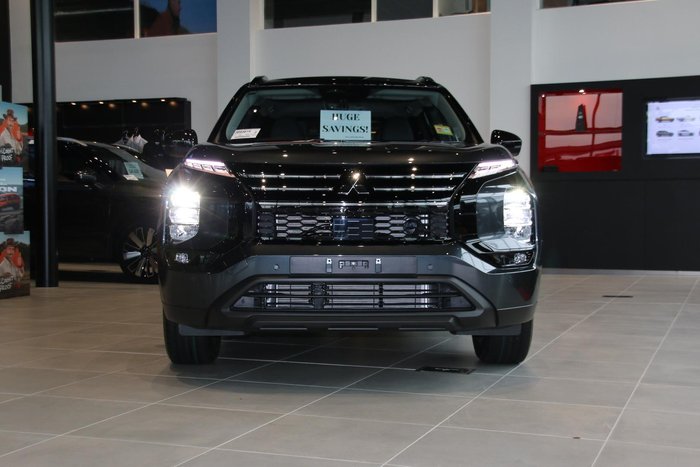 2026 Mitsubishi Outlander LS