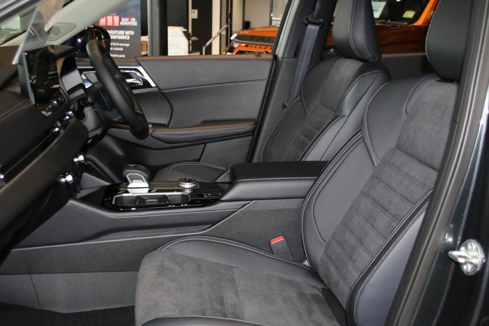 2026 Mitsubishi Outlander LS