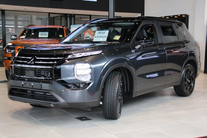 2026 Mitsubishi Outlander LS