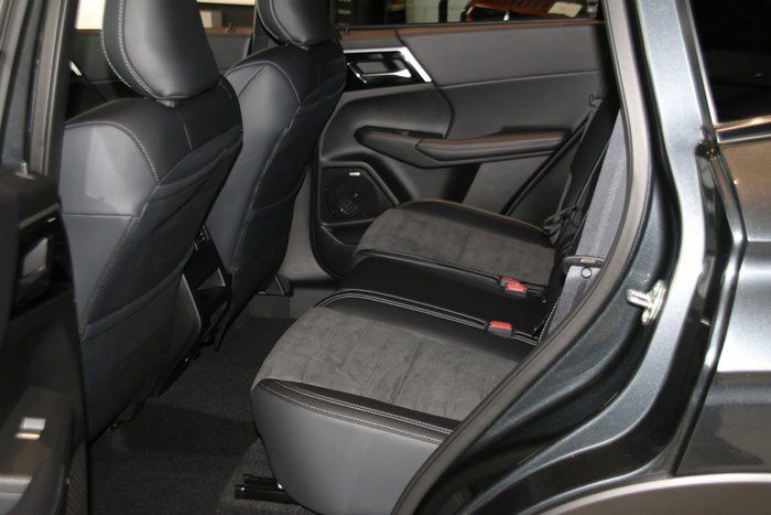 2026 Mitsubishi Outlander LS ZM MY25 AWD Graphite Grey