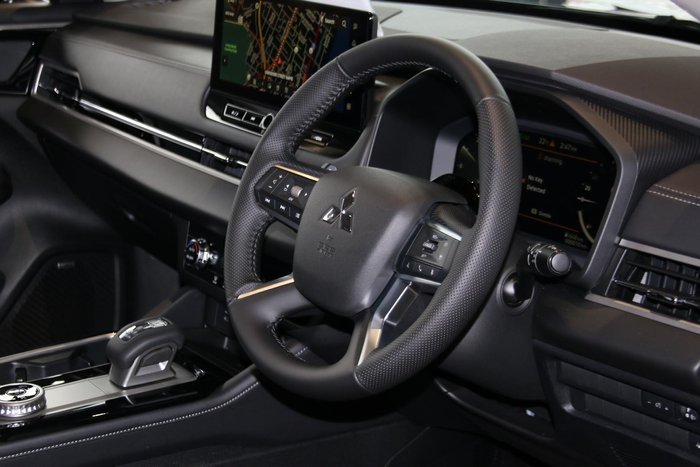 2026 Mitsubishi Outlander LS ZM MY25 AWD Graphite Grey