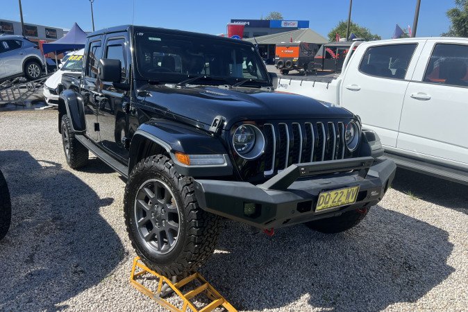 2020 JEEP GLADIATOR OVERLAND (4x4)