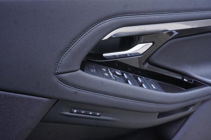 2022 Land Rover Range Rover Evoque P250 R-Dynamic SE