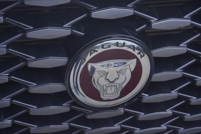 2022 Jaguar E-PACE P250 R-Dynamic SE