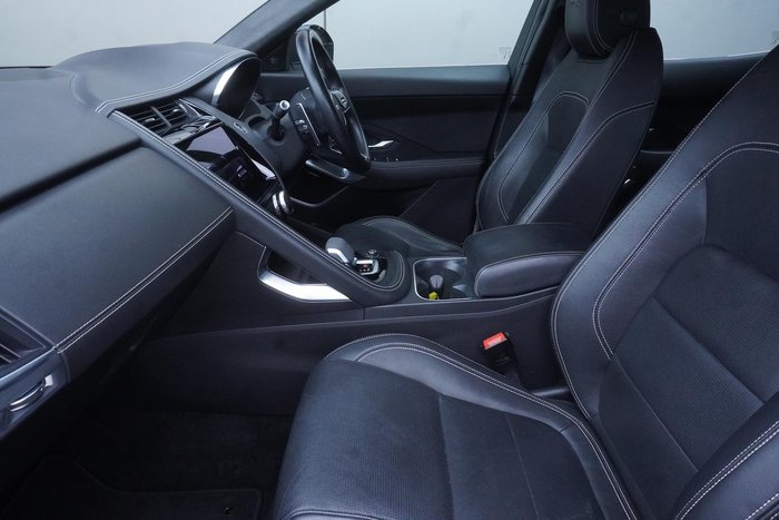 2022 Jaguar E-PACE P250 R-Dynamic SE