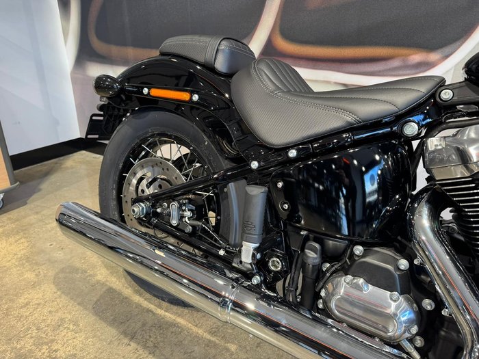 2026 Harley-Davidson Street Bob 117 (FXBB) Softail Black