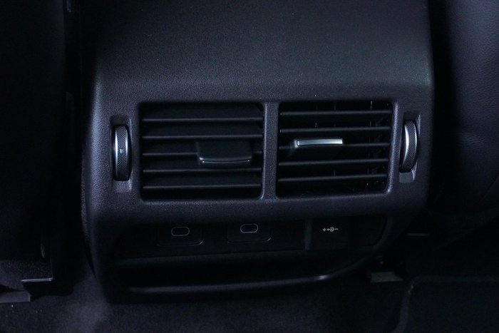 2025 Land Rover Discovery Sport P250 Dynamic SE