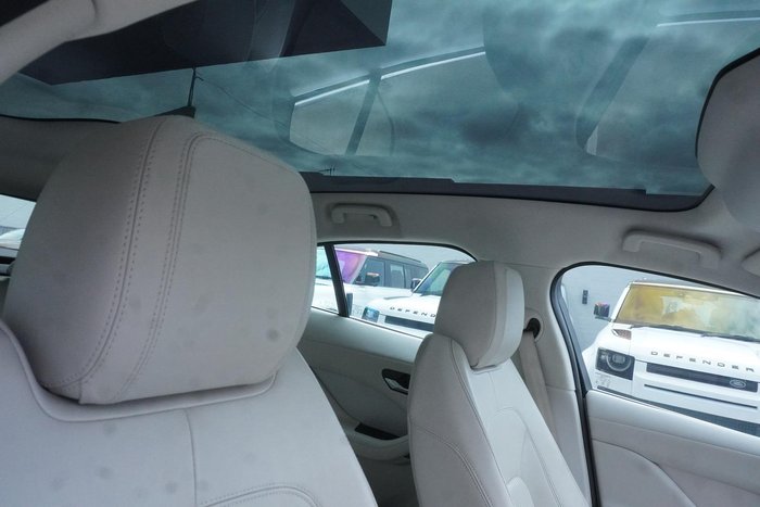 2018 Jaguar I-PACE EV400 SE