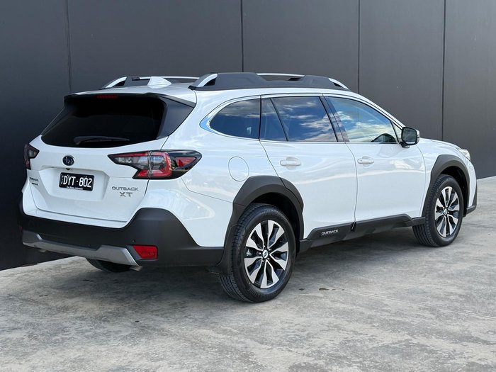 2025 Subaru Outback AWD Touring XT