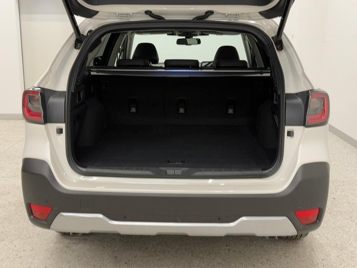 2025 Subaru Outback AWD Touring XT