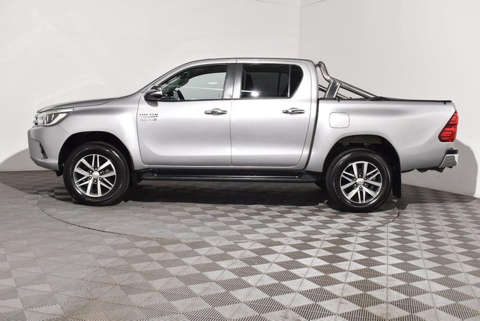 2016 Toyota Hilux SR5