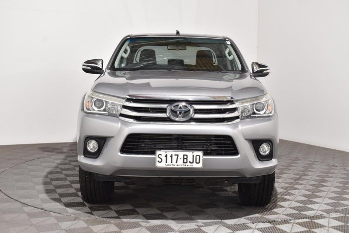 2016 Toyota Hilux SR5