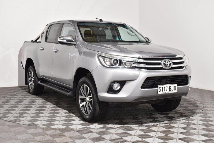 2016 Toyota Hilux SR5