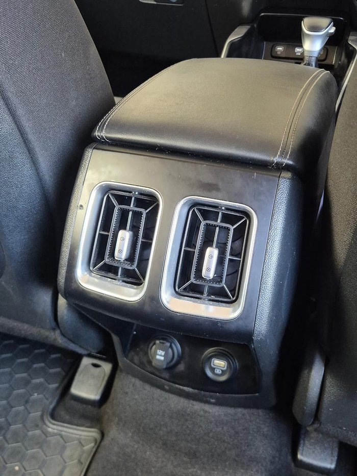 2022 Kia Sorento Sport