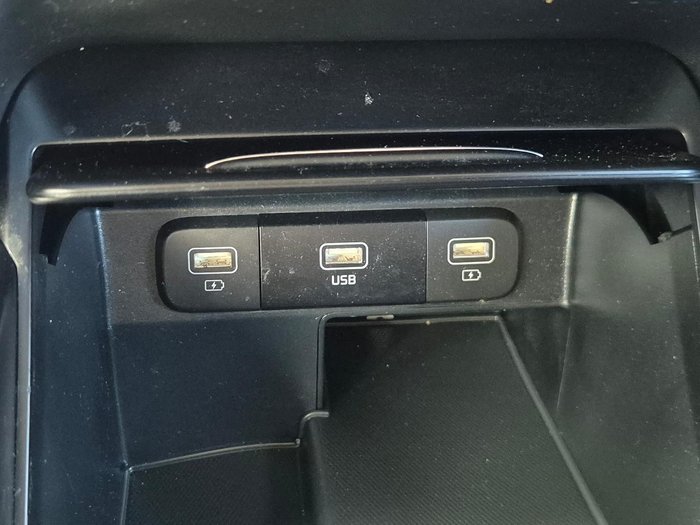 2022 Kia Sorento Sport