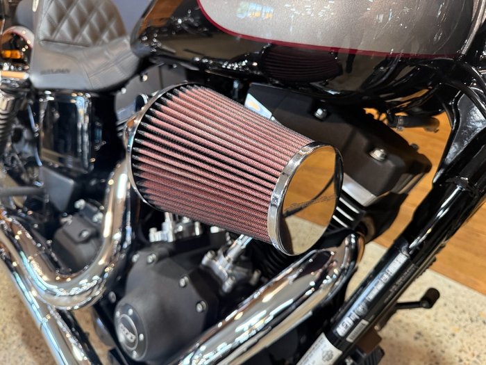 2016 HARLEY-DAVIDSON FXDB STREET BOB