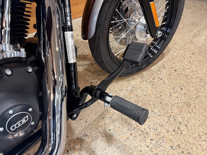 2016 HARLEY-DAVIDSON FXDB STREET BOB