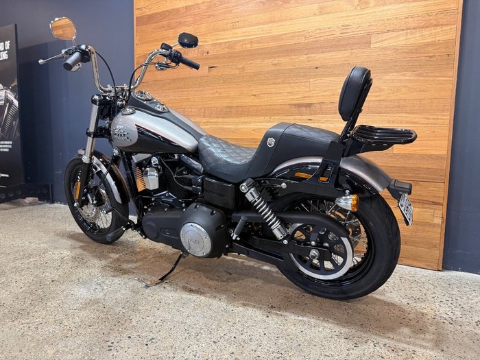 2016 HARLEY-DAVIDSON FXDB STREET BOB
