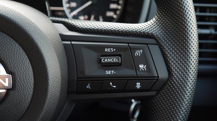 2026 Nissan Navara SL