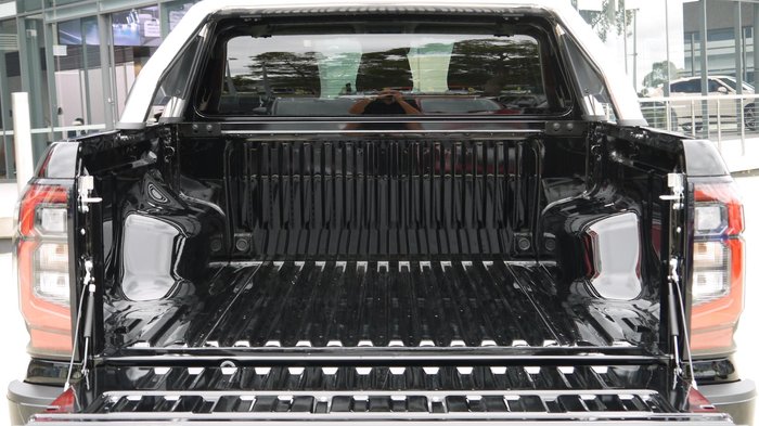 2026 Nissan Navara ST