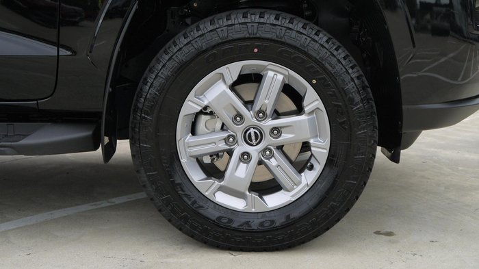 2026 Nissan Navara ST