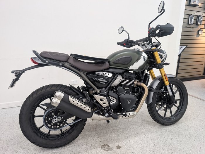 2025 Triumph 2025 Triumph 400CC SCRAMBLER 400 MATT KHAKI GREEN