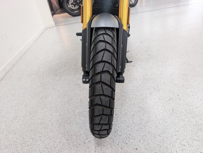 2025 Triumph 2025 Triumph 400CC SCRAMBLER 400 MATT KHAKI GREEN