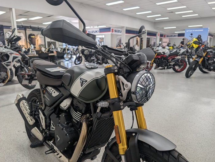 2025 Triumph 2025 Triumph 400CC SCRAMBLER 400 MATT KHAKI GREEN