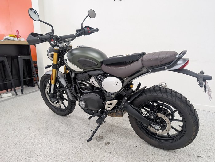 2025 Triumph 2025 Triumph 400CC SCRAMBLER 400 MATT KHAKI GREEN