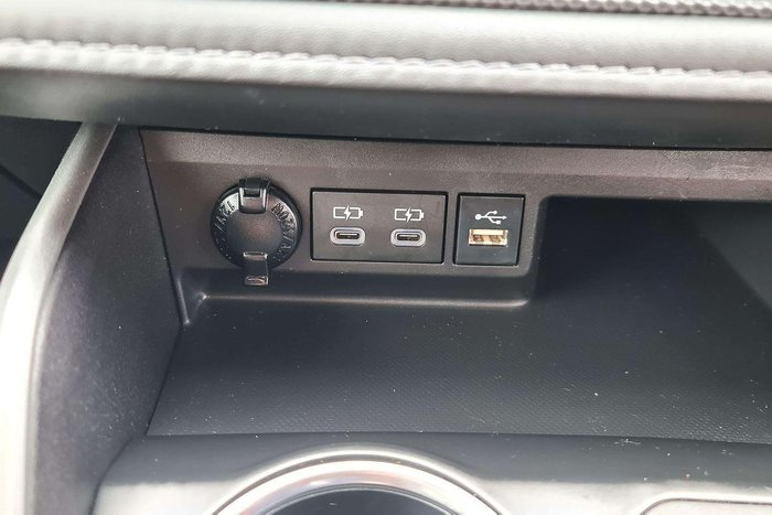 2023 Toyota Kluger GX