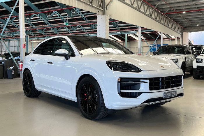 2024 Porsche Cayenne S