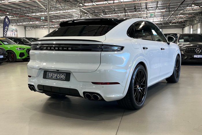 2024 Porsche Cayenne S