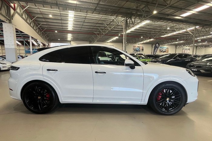 2024 Porsche Cayenne