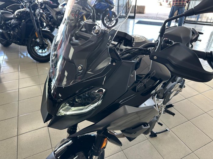 2025 BMW F 900 XR Triple Black F 900 Black