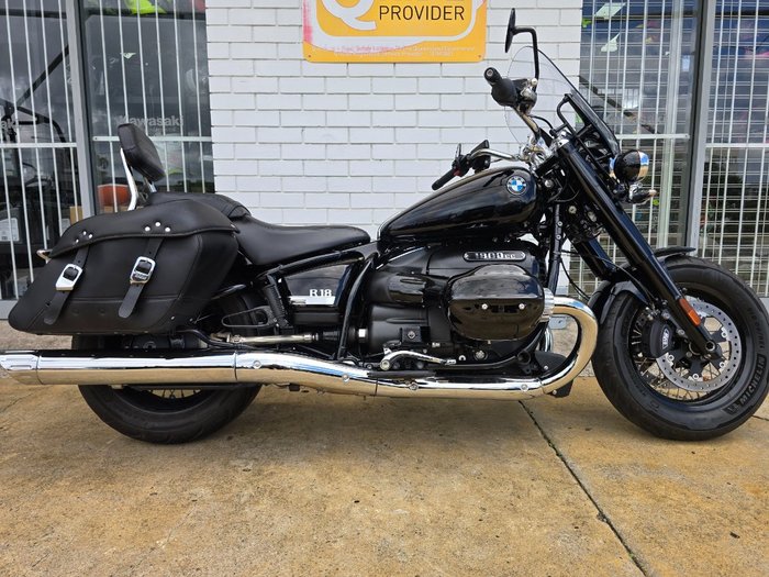 2023 BMW Motorrad R 18 CLASSIC Black