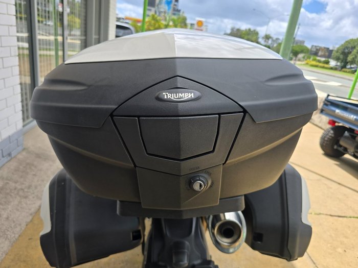 2010 Triumph TIGER 1050 White